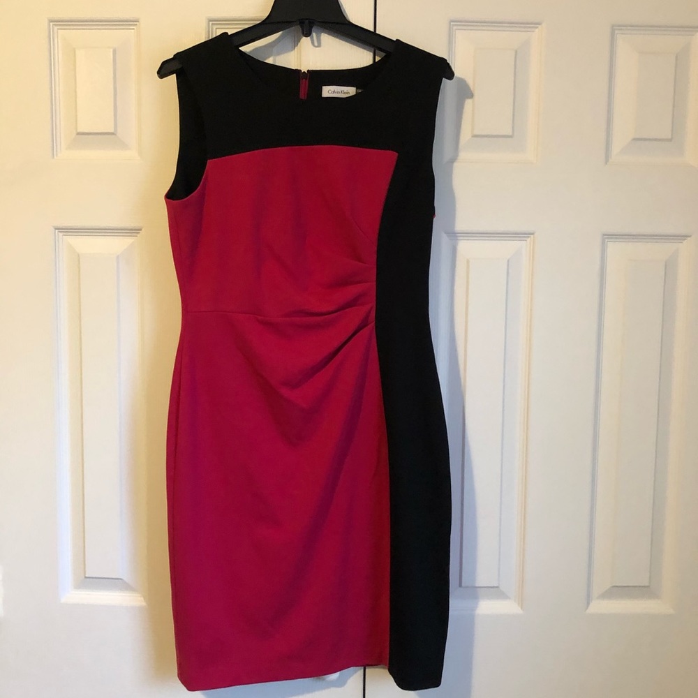 Calvin Klein Size 10 Black and Pink Sleeveless